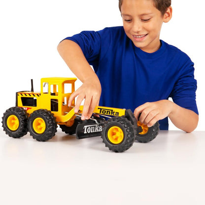 Tonka Road Grader - US 8938